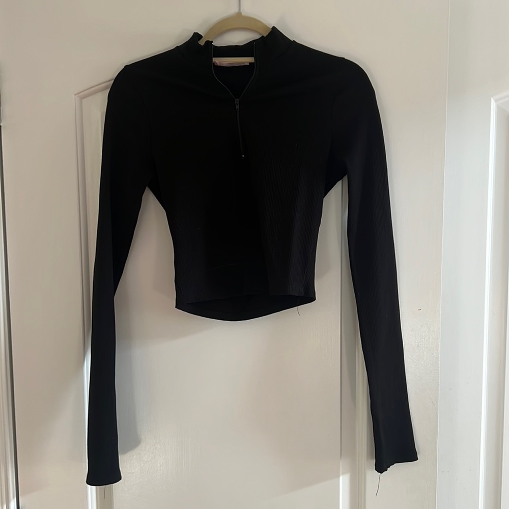 Cropped quarter zip